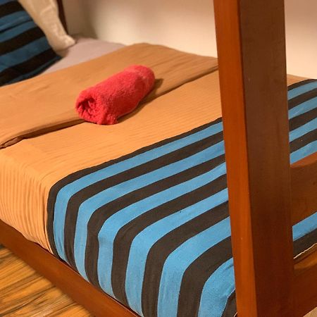 Noname Hostel And Cafe Procida Dış mekan fotoğraf