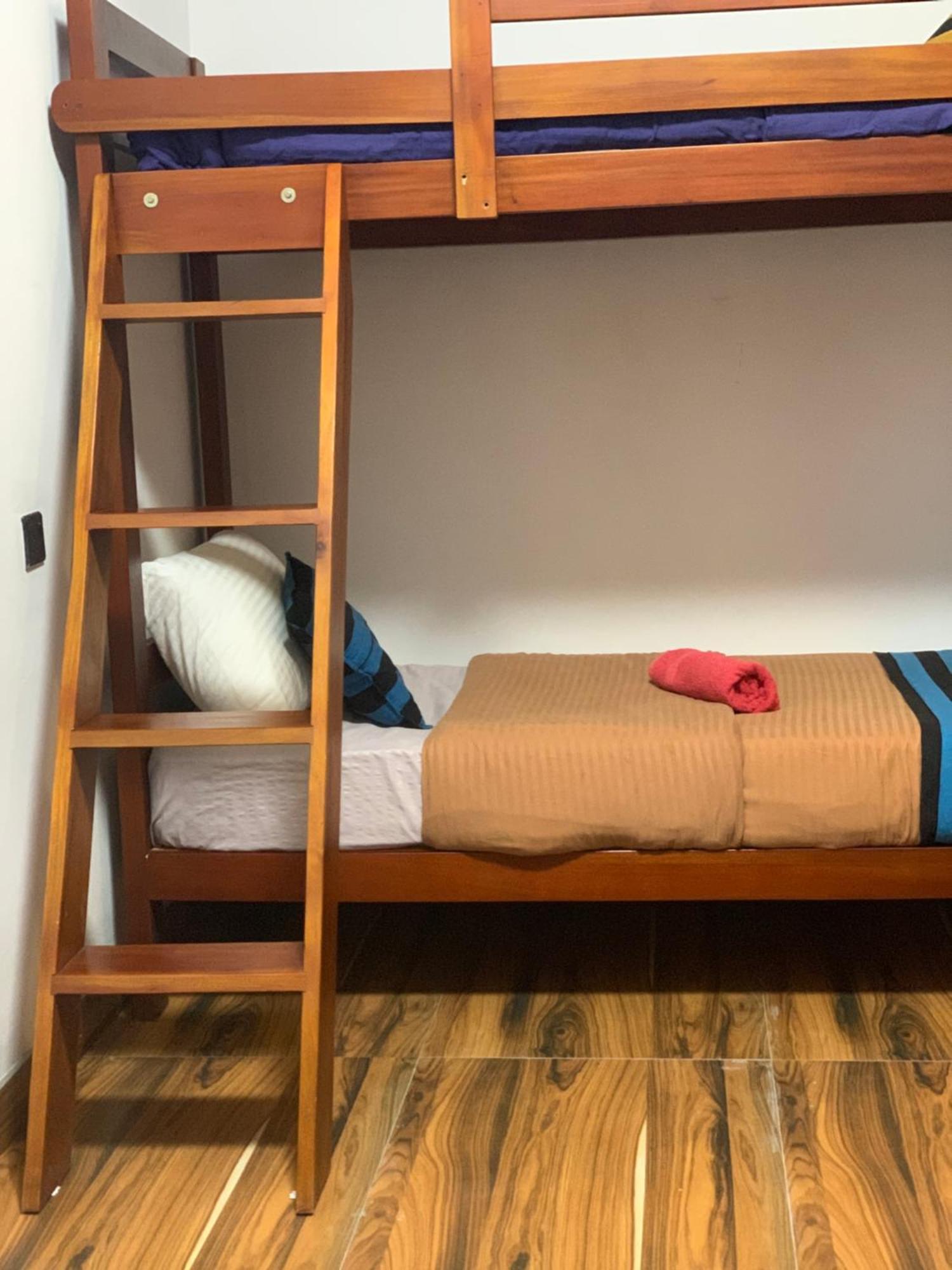Noname Hostel And Cafe Procida Dış mekan fotoğraf